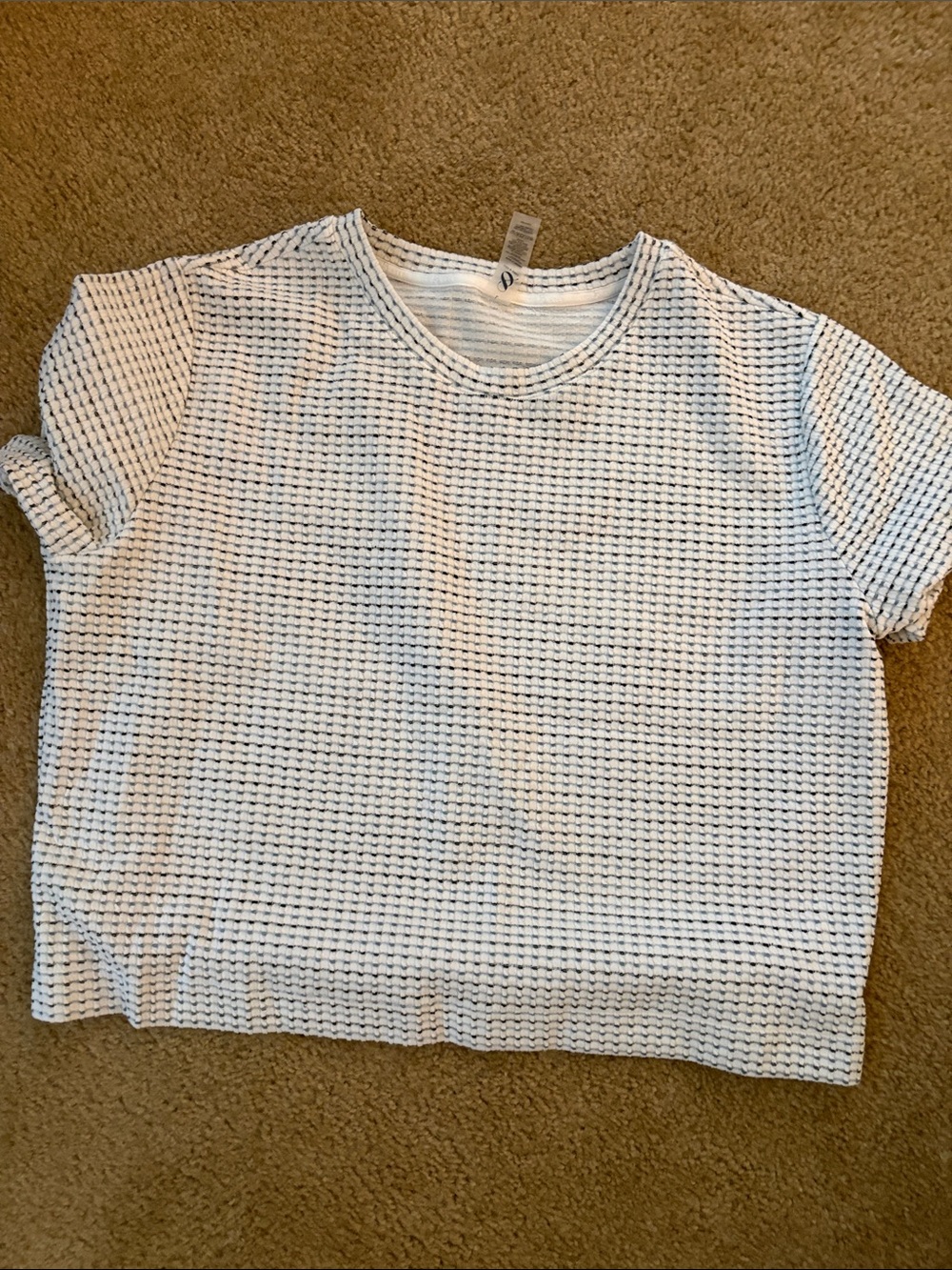 Women's White Textured Short-Sleeve Knit Top Lou & Grey
